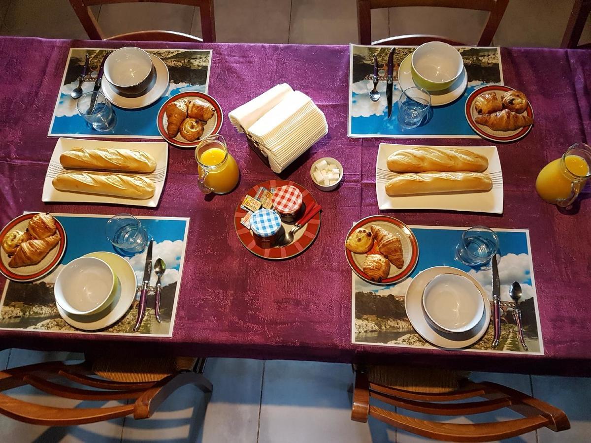 La Combe Joseph Bed & Breakfast Remoulins Dış mekan fotoğraf