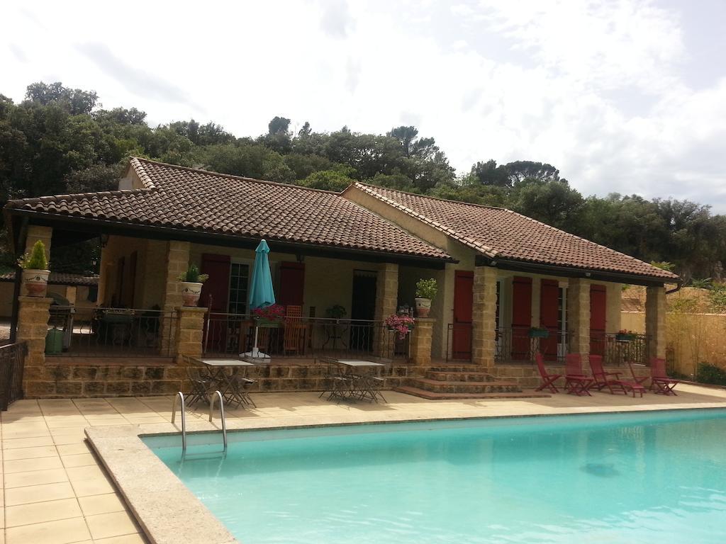 La Combe Joseph Bed & Breakfast Remoulins Dış mekan fotoğraf